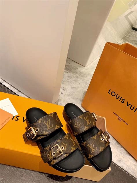 louis vuitton ss19 wallet|louis vuitton slip on sandals.